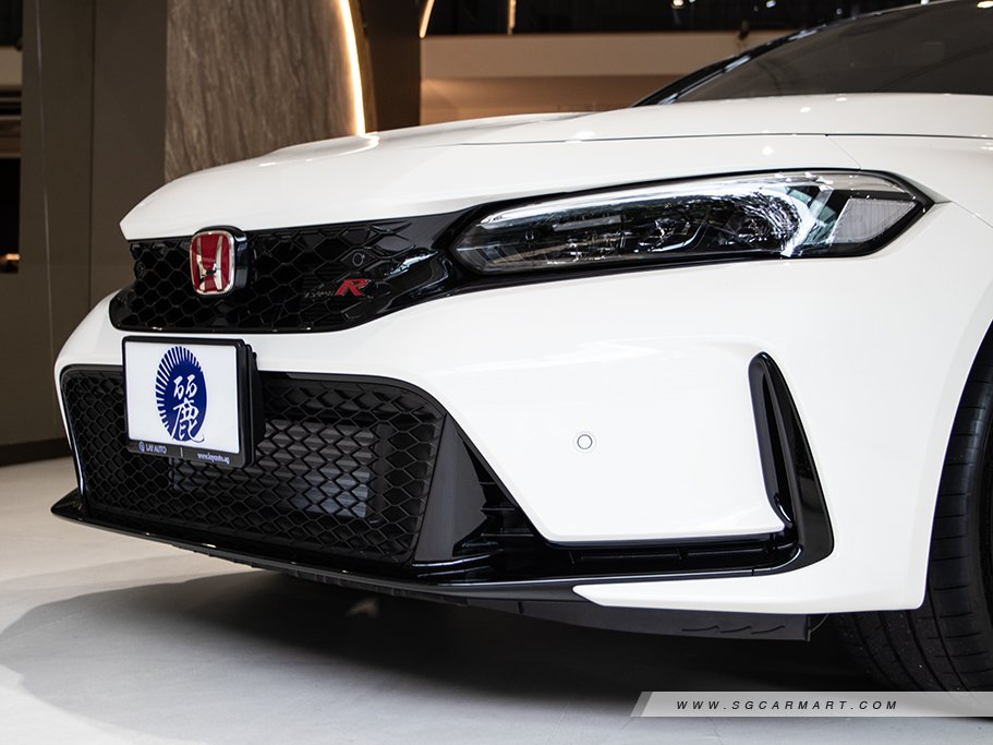 https://i.i-sgcm.com/new_cars/cars/21666/21666_g30