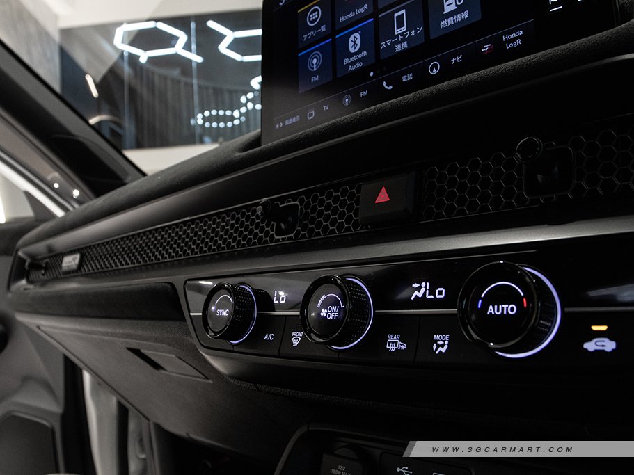 https://i.i-sgcm.com/new_cars/cars/21666/21666_g47