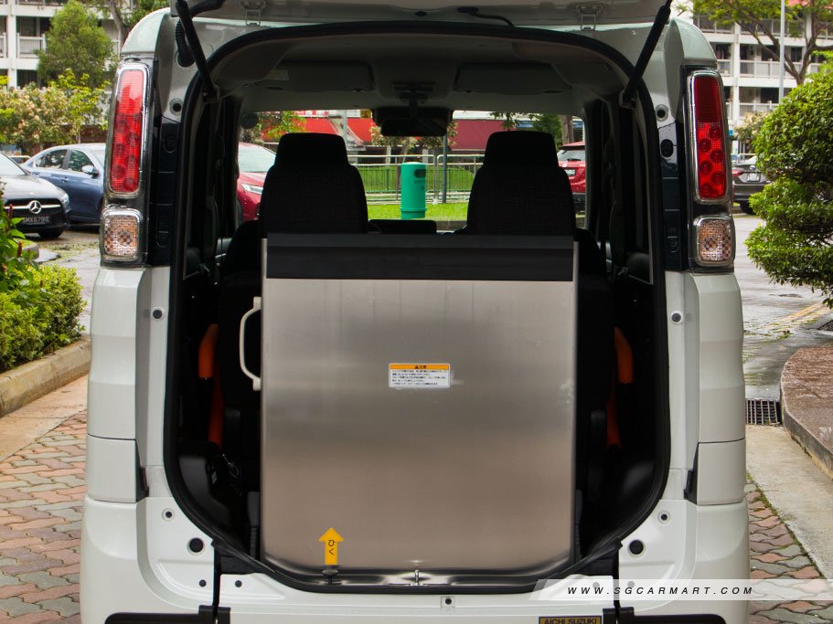 https://i.i-sgcm.com/new_cars/cars/21671/21671_g20