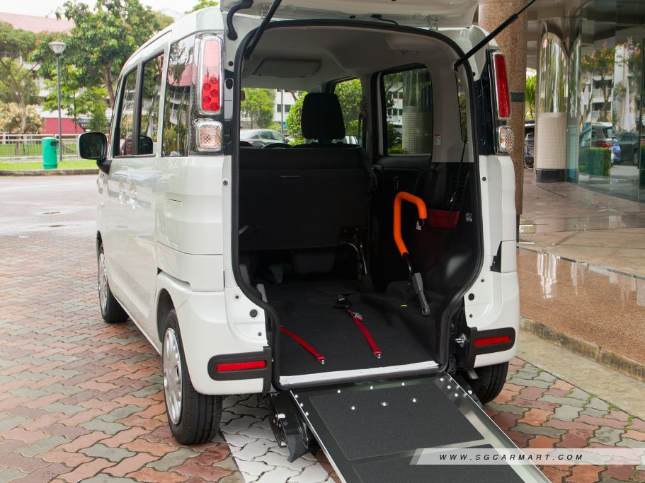 https://i.i-sgcm.com/new_cars/cars/21671/21671_g21