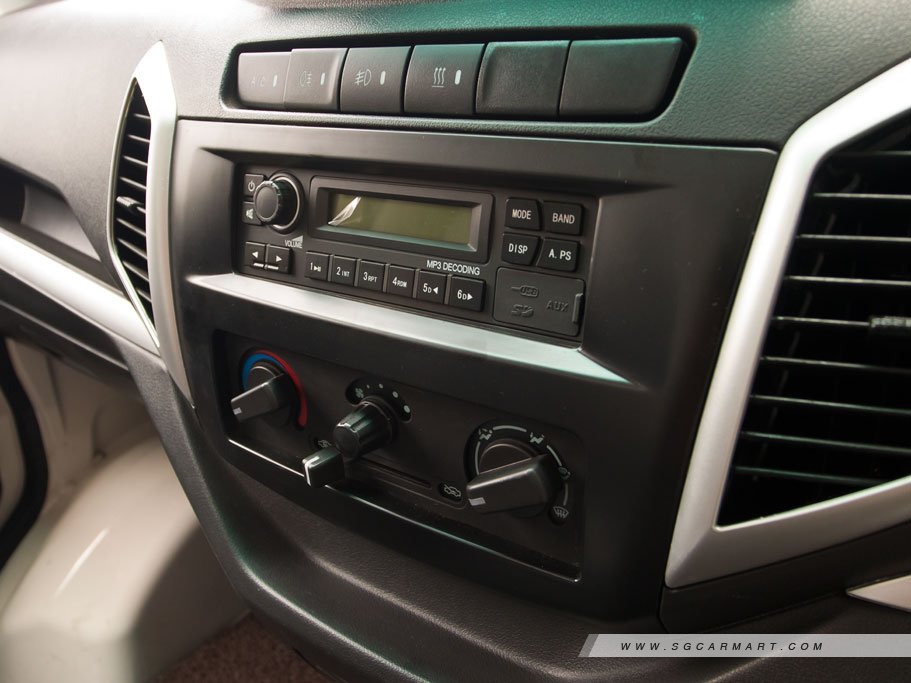 https://i.i-sgcm.com/new_cars/cars/21673/21673_g13