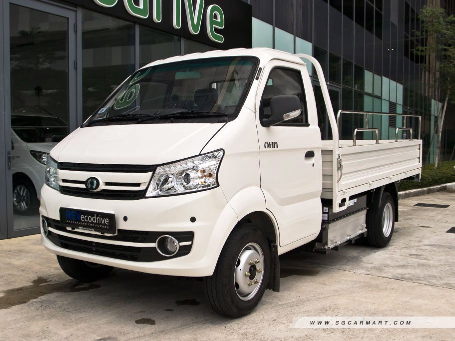 https://i.i-sgcm.com/new_cars/cars/21673/21673_g1