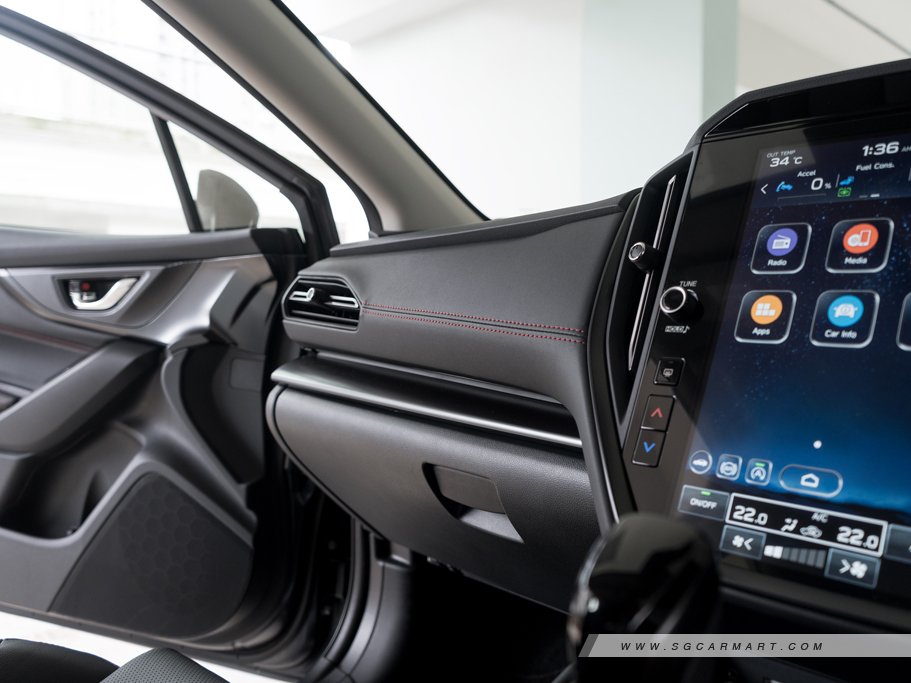https://i.i-sgcm.com/new_cars/cars/21675/21675_g25