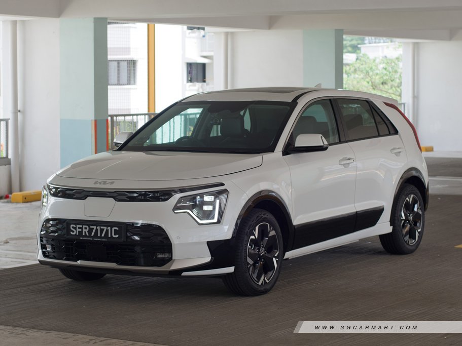 https://i.i-sgcm.com/new_cars/cars/21676/21676_g11