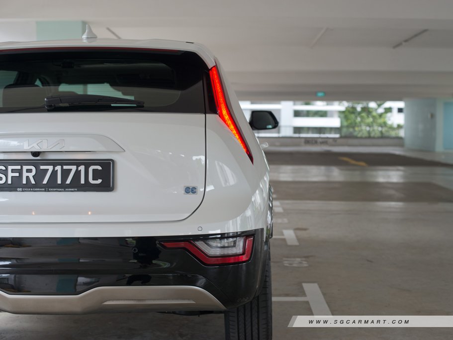 https://i.i-sgcm.com/new_cars/cars/21676/21676_g20