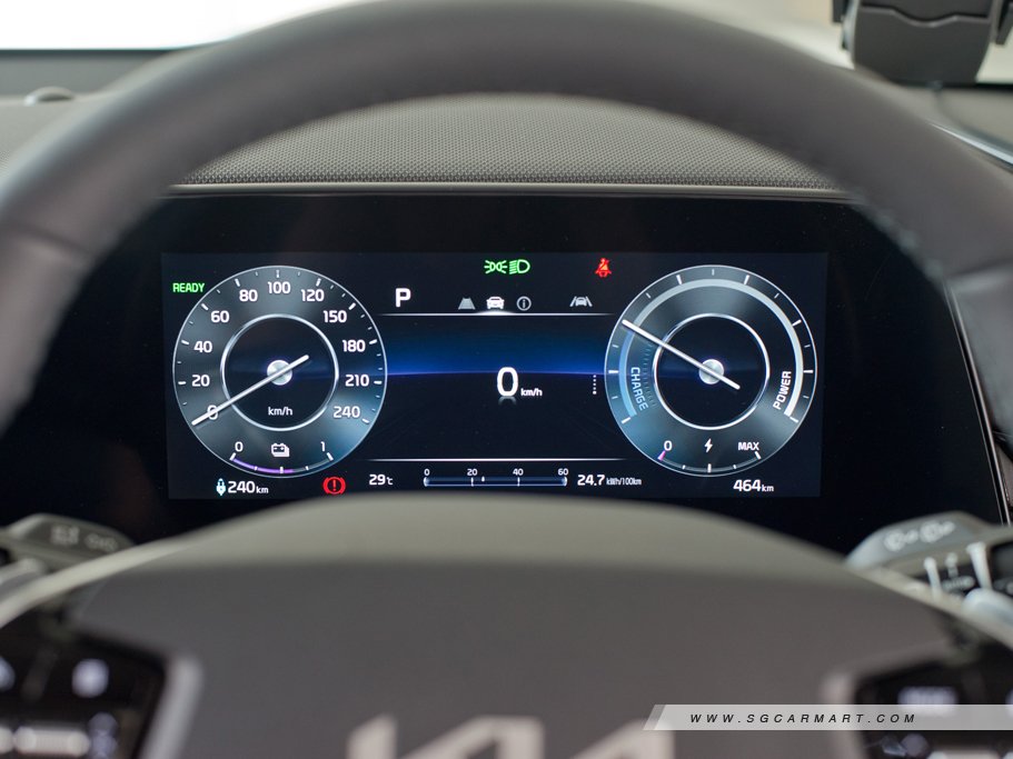 https://i.i-sgcm.com/new_cars/cars/21676/21676_g24