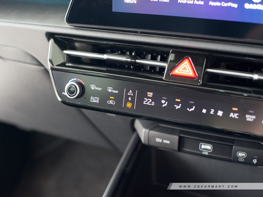 https://i.i-sgcm.com/new_cars/cars/21676/21676_g31