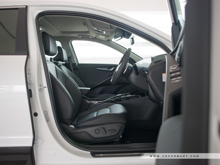 https://i.i-sgcm.com/new_cars/cars/21676/21676_g38
