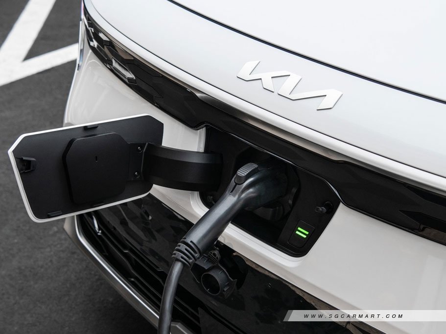 https://i.i-sgcm.com/new_cars/cars/21676/21676_g5