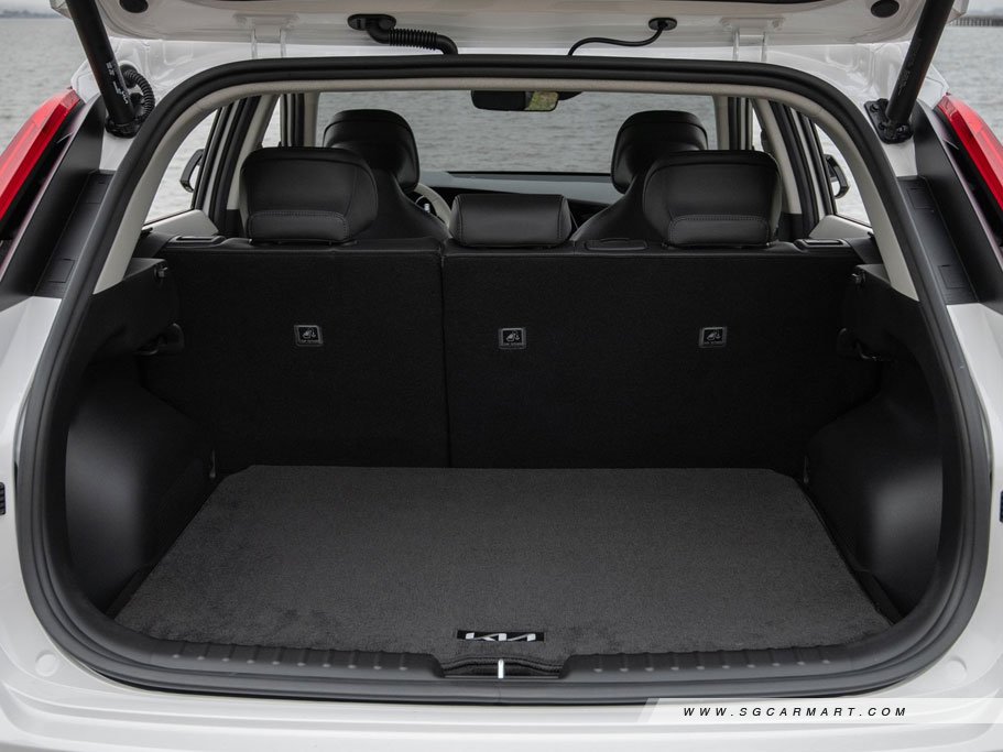 https://i.i-sgcm.com/new_cars/cars/21676/21676_g6
