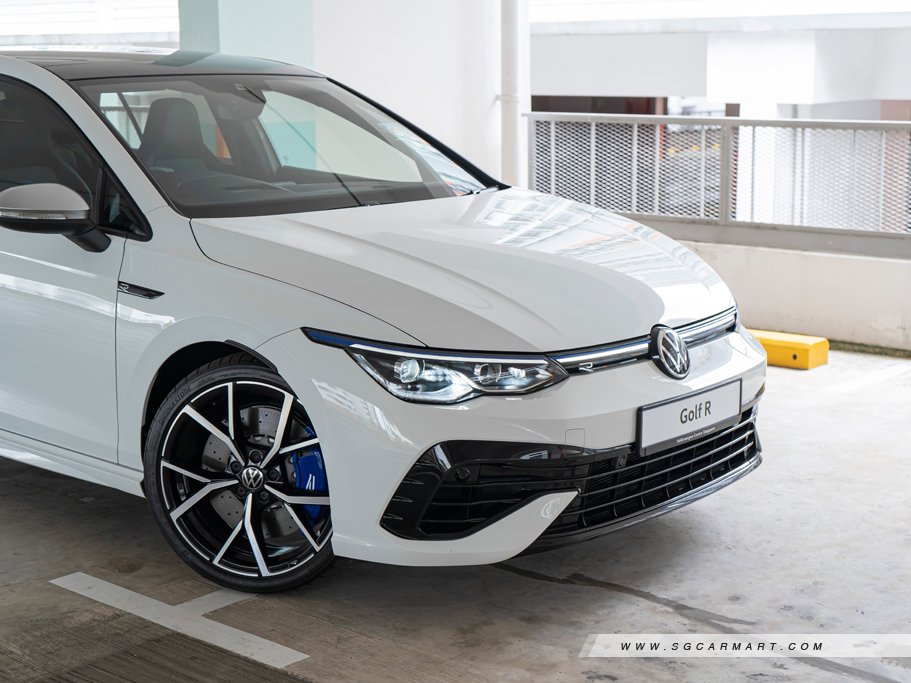 https://i.i-sgcm.com/new_cars/cars/21677/21677_g19