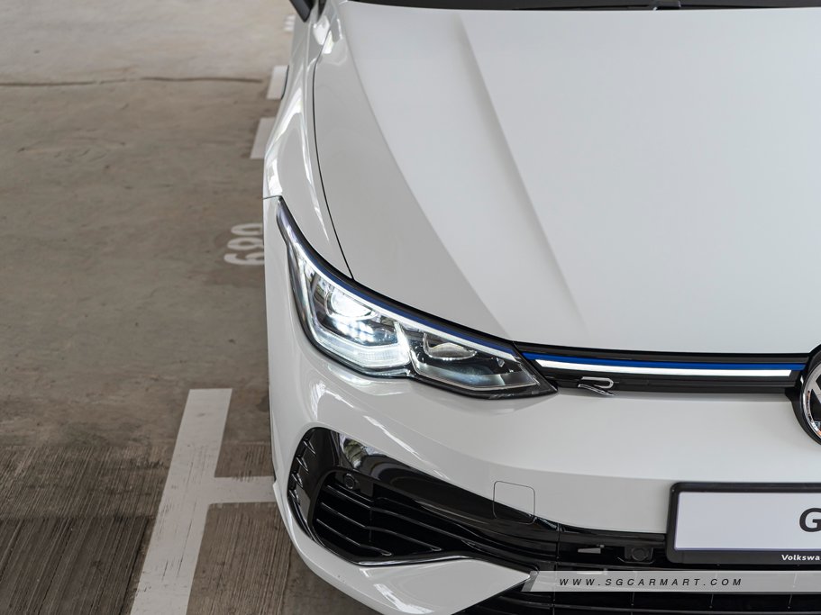https://i.i-sgcm.com/new_cars/cars/21677/21677_g20