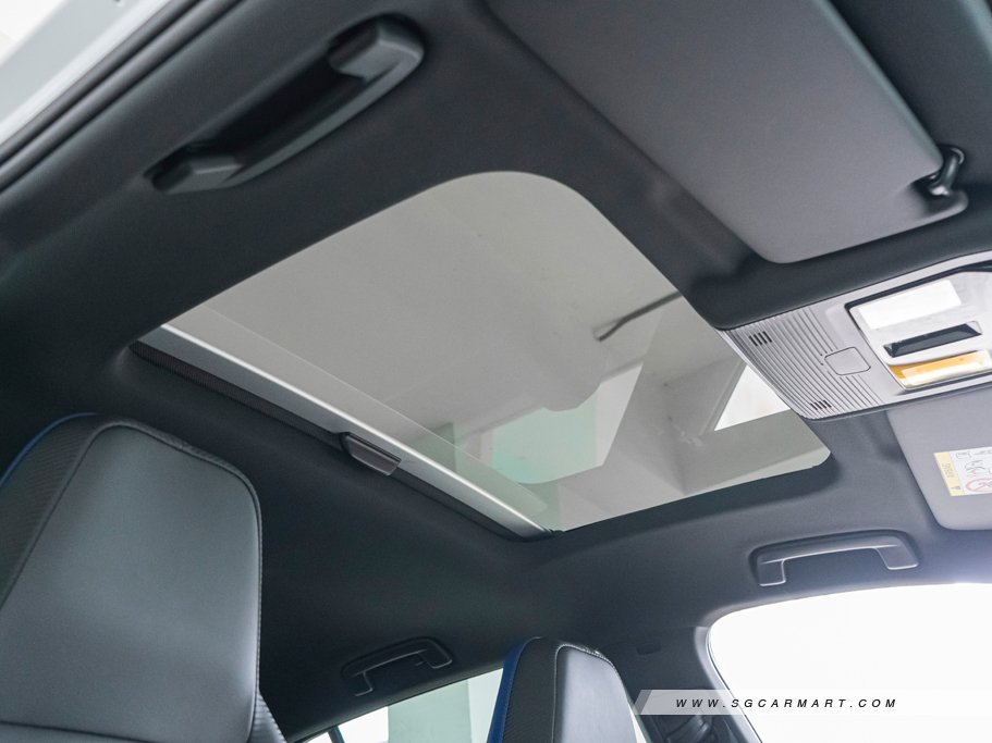 https://i.i-sgcm.com/new_cars/cars/21677/21677_g43