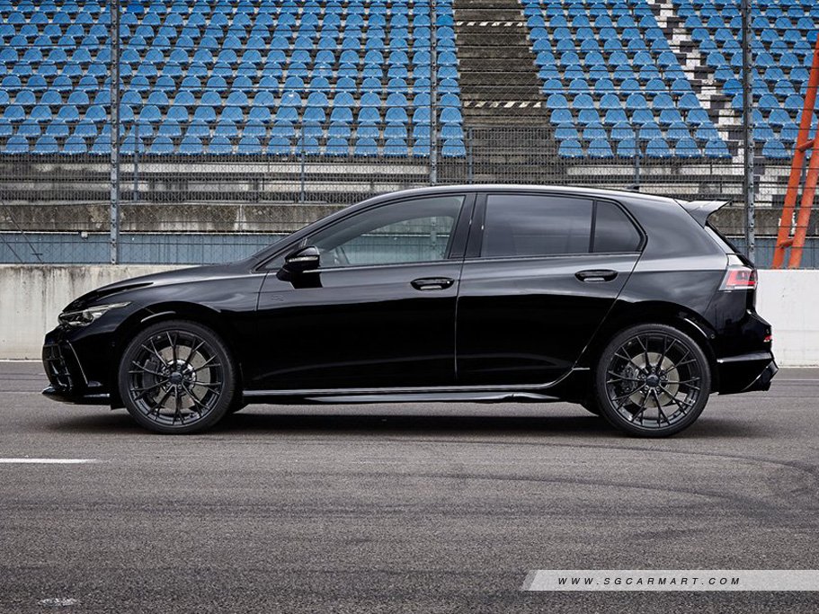 https://i.i-sgcm.com/new_cars/cars/21677/21677_g52