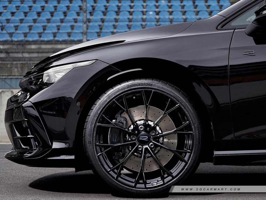 https://i.i-sgcm.com/new_cars/cars/21677/21677_g55
