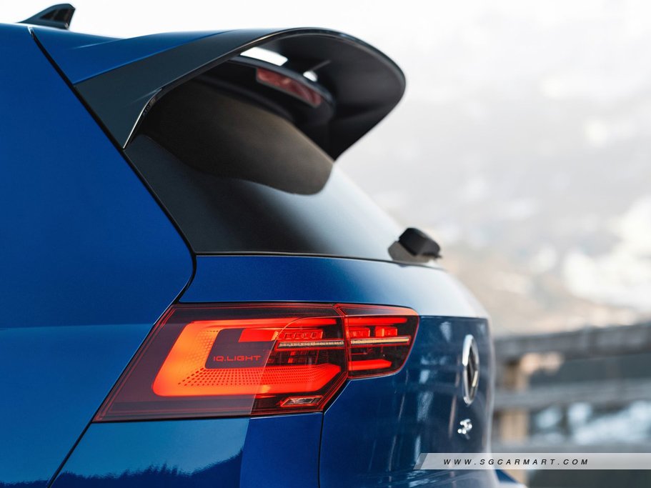 https://i.i-sgcm.com/new_cars/cars/21677/21677_g67