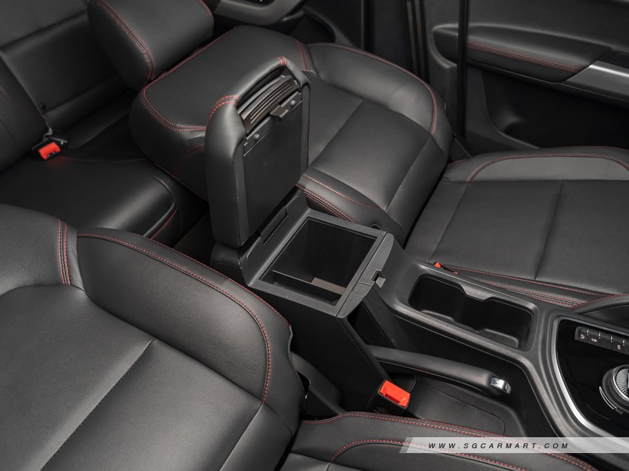 https://i.i-sgcm.com/new_cars/cars/21681/21681_g12