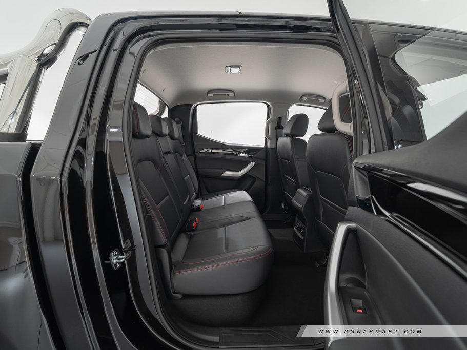 https://i.i-sgcm.com/new_cars/cars/21681/21681_g14