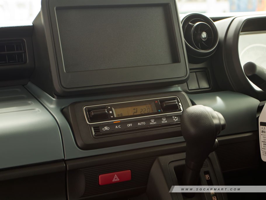 Suzuki Spacia Base Petrol 658 GFs 11
