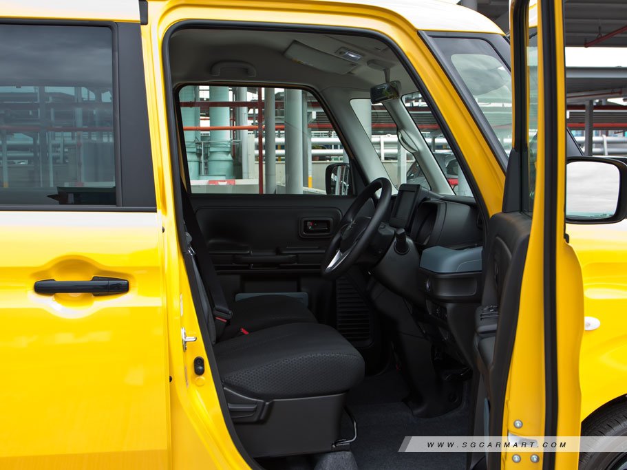 Suzuki Spacia Base Petrol 658 GFs 19