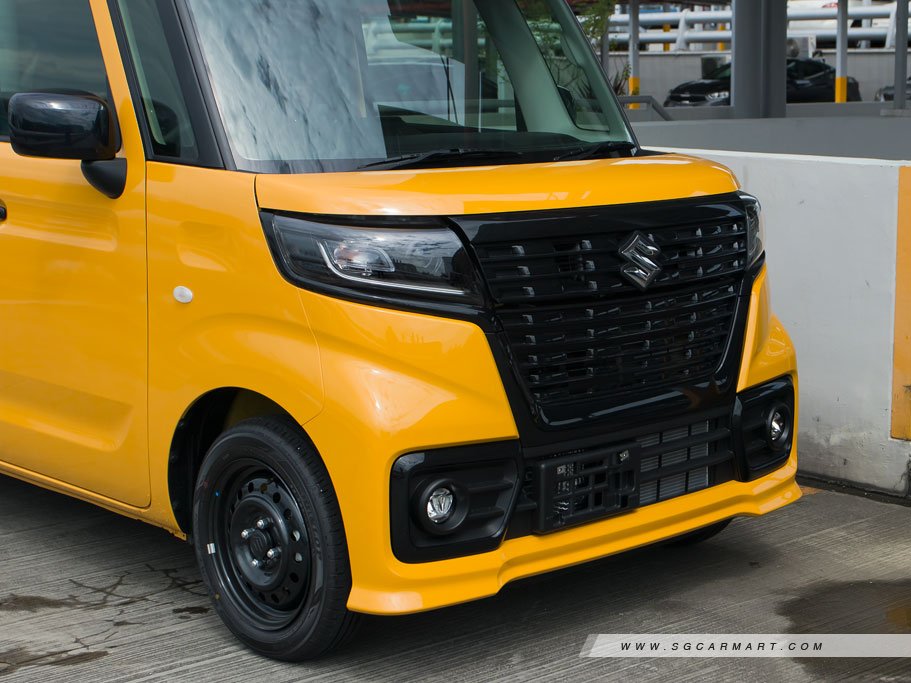 Suzuki Spacia Base Petrol 658 GFs 4