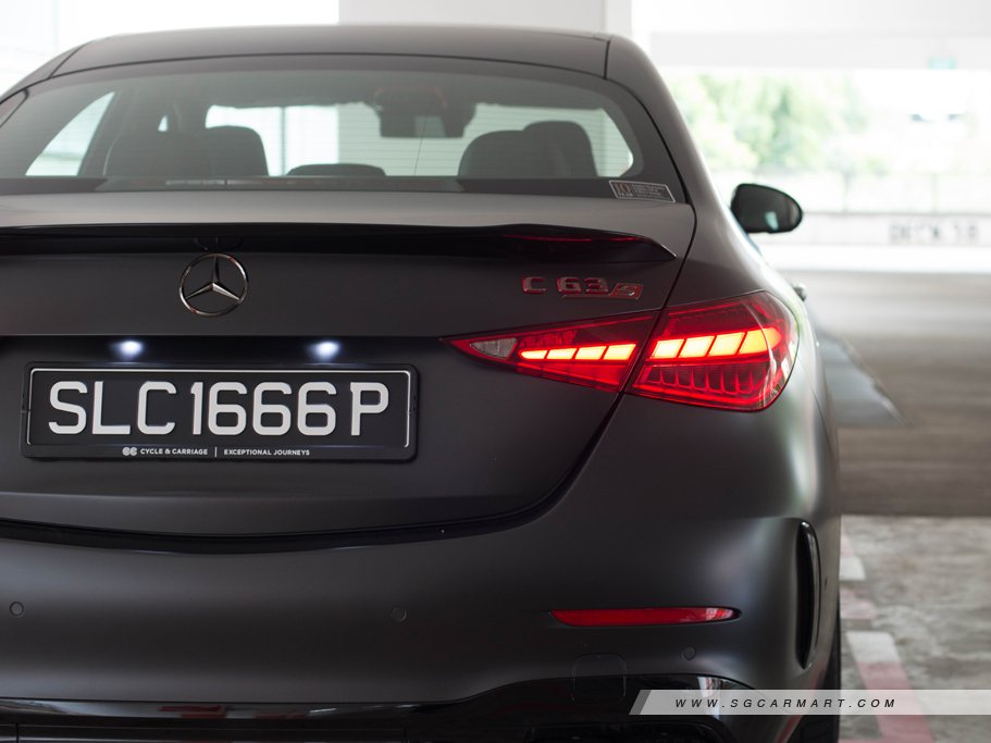 Mercedes-Benz C-Class Saloon Plug-in Hybrid C63 AMG S E Performance 18