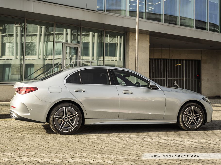 Mercedes-Benz C-Class Saloon Plug-in Hybrid 2
