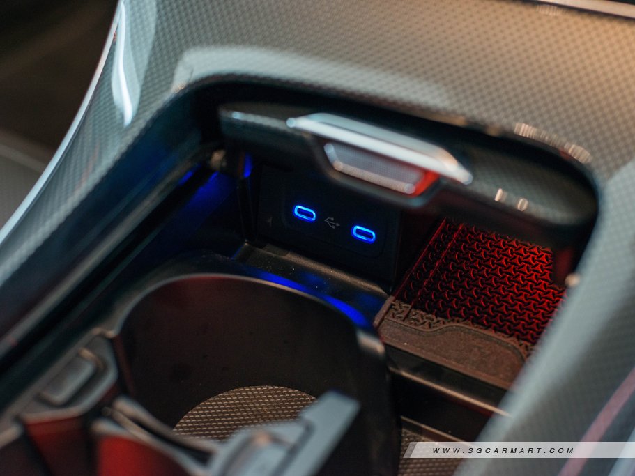 Mercedes-Benz C-Class Saloon Plug-in Hybrid C63 AMG S E Performance 33