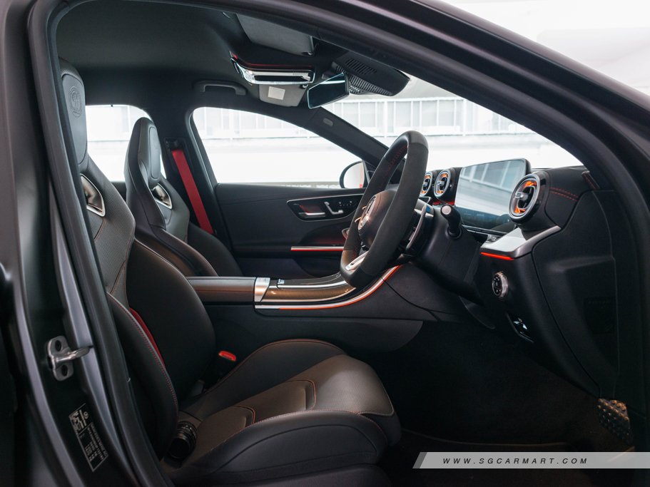 Mercedes-Benz C-Class Saloon Plug-in Hybrid C63 AMG S E Performance 37
