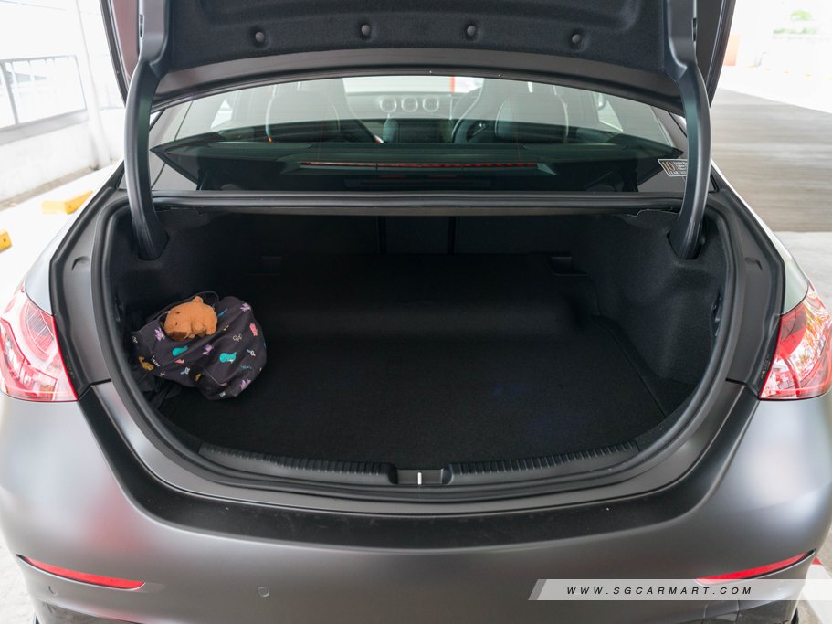 Mercedes-Benz C-Class Saloon Plug-in Hybrid C63 AMG S E Performance 39