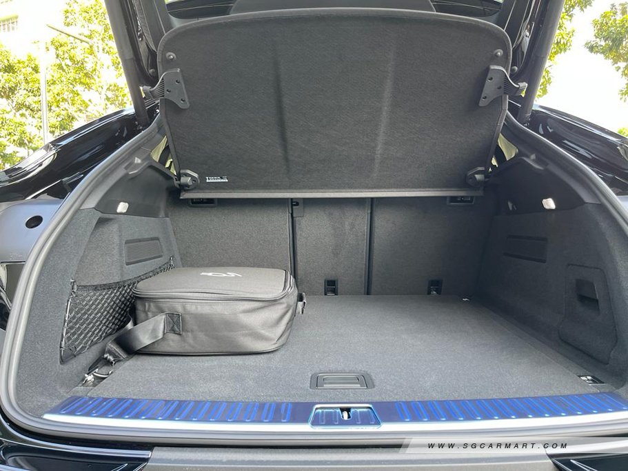 https://i.i-sgcm.com/new_cars/cars/21687/21687_g12