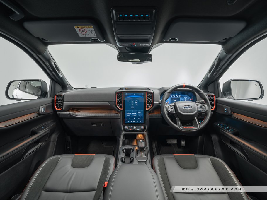 https://i.i-sgcm.com/new_cars/cars/21688/21688_g12