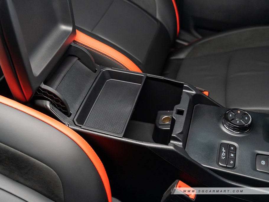 https://i.i-sgcm.com/new_cars/cars/21688/21688_g20