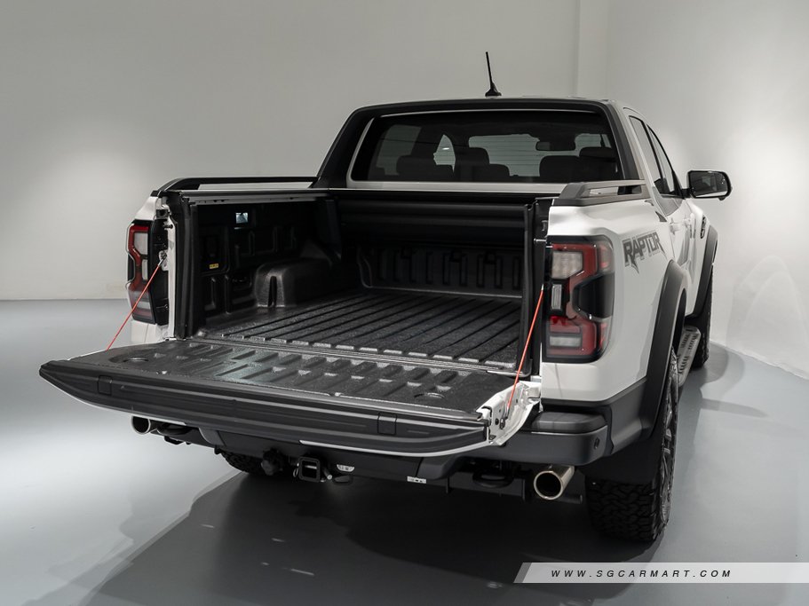 https://i.i-sgcm.com/new_cars/cars/21688/21688_g26