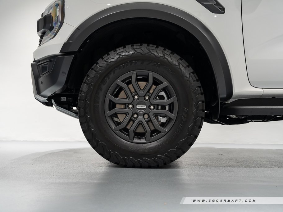 https://i.i-sgcm.com/new_cars/cars/21688/21688_g7