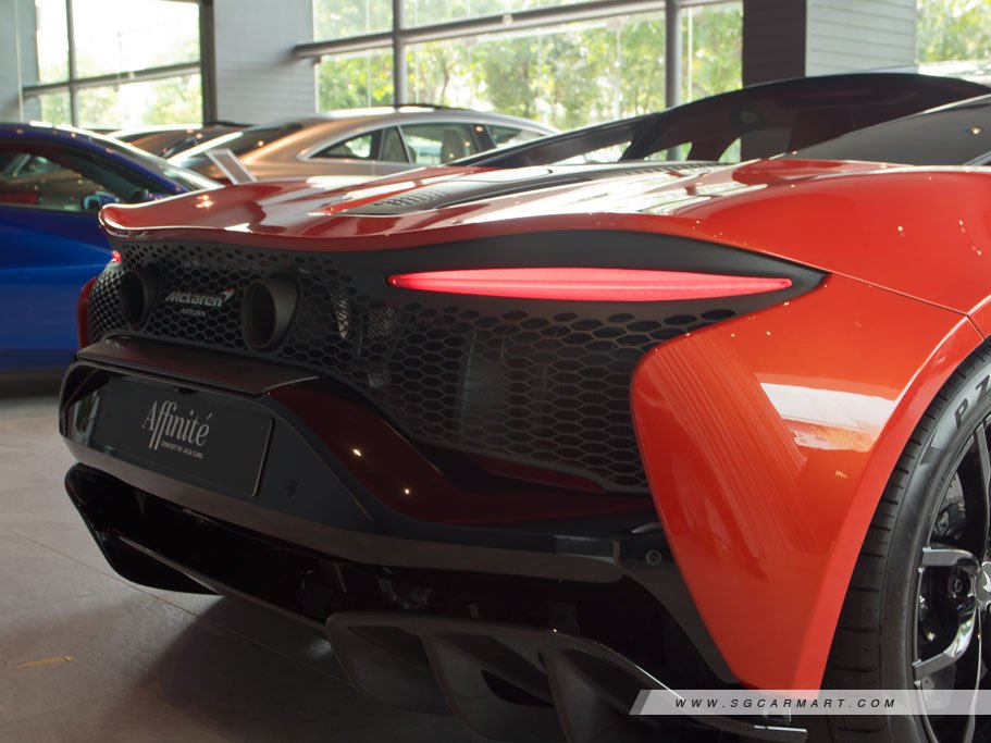 https://i.i-sgcm.com/new_cars/cars/21693/21693_g12