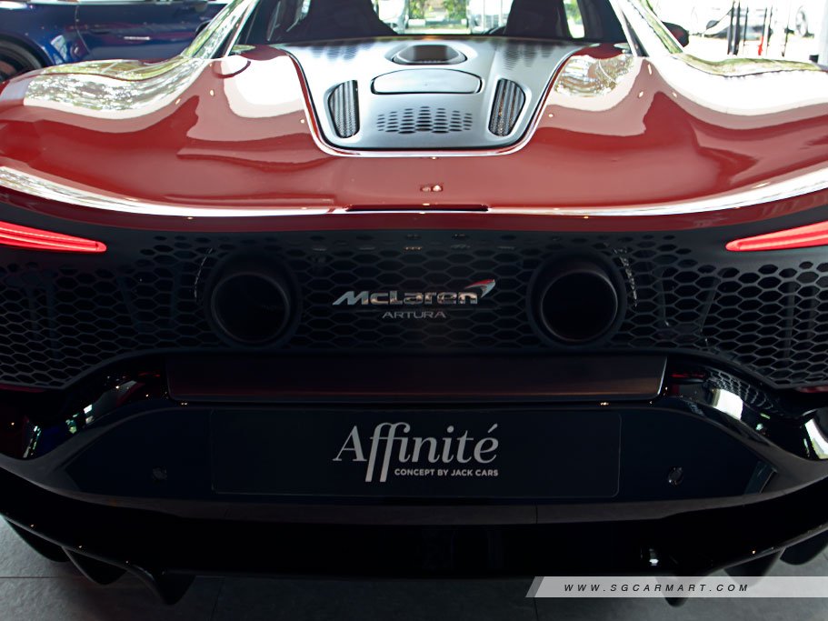 https://i.i-sgcm.com/new_cars/cars/21693/21693_g13