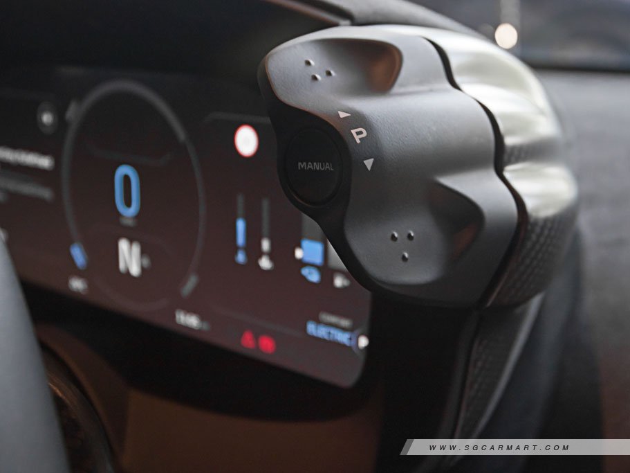 https://i.i-sgcm.com/new_cars/cars/21693/21693_g21