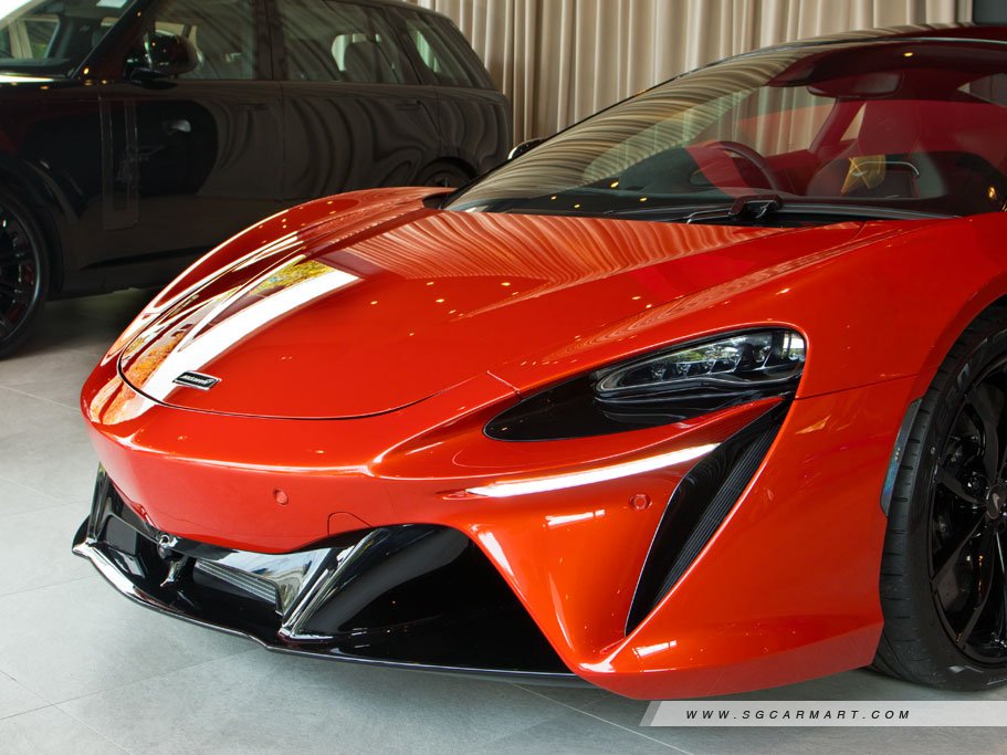 https://i.i-sgcm.com/new_cars/cars/21693/21693_g8
