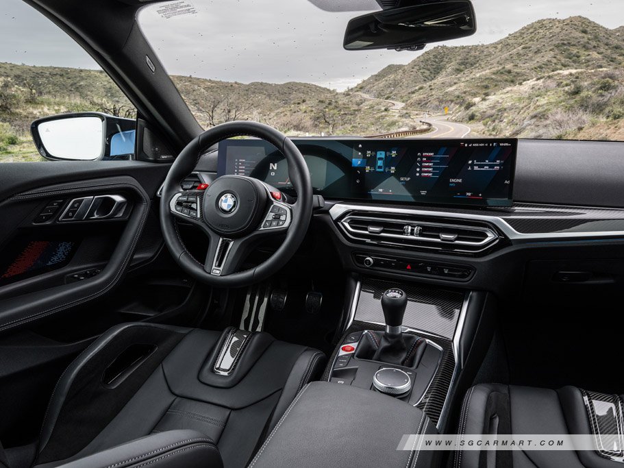 https://i.i-sgcm.com/new_cars/cars/21696/21696_g16
