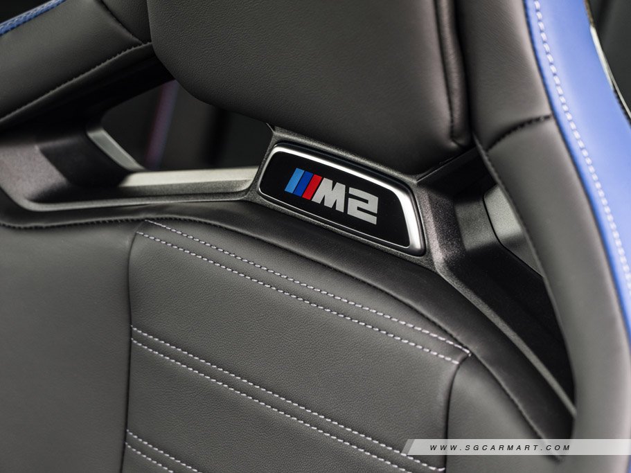 https://i.i-sgcm.com/new_cars/cars/21696/21696_g21