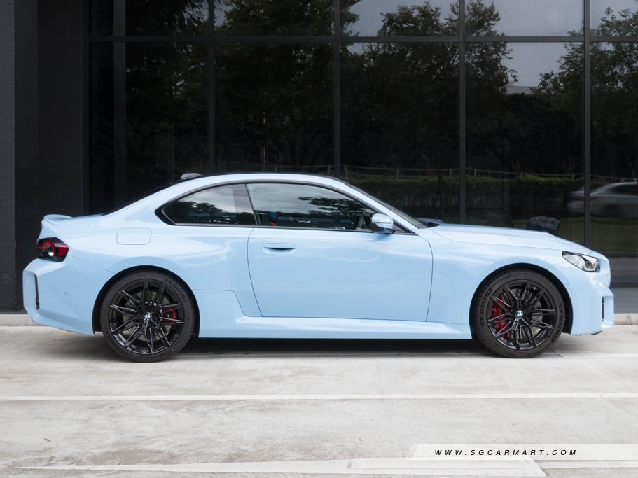 https://i.i-sgcm.com/new_cars/cars/21696/21696_g26