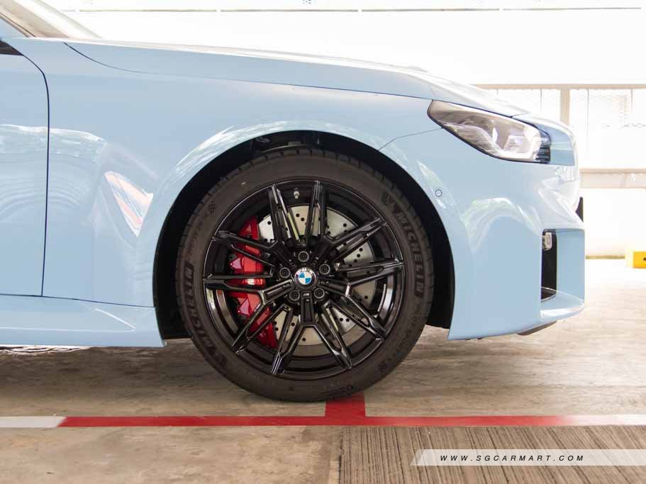 https://i.i-sgcm.com/new_cars/cars/21696/21696_g31