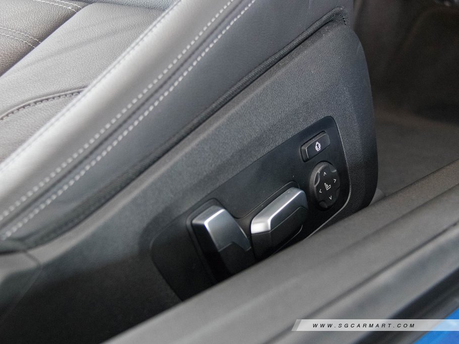 https://i.i-sgcm.com/new_cars/cars/21696/21696_g46
