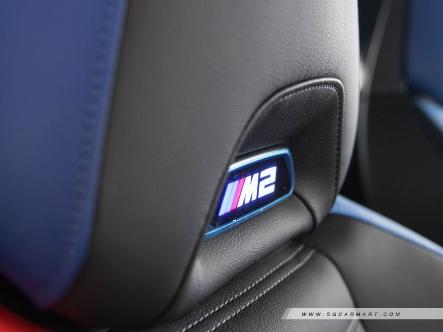 https://i.i-sgcm.com/new_cars/cars/21696/21696_g56