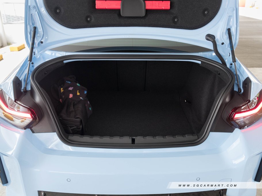 https://i.i-sgcm.com/new_cars/cars/21696/21696_g61