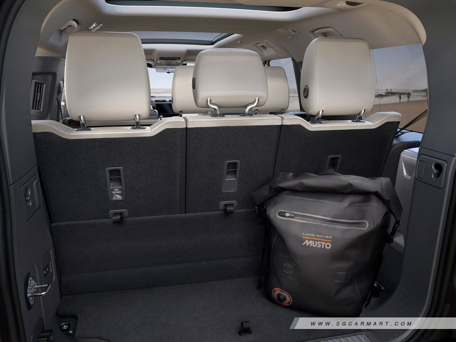 https://i.i-sgcm.com/new_cars/cars/21697/21697_g11