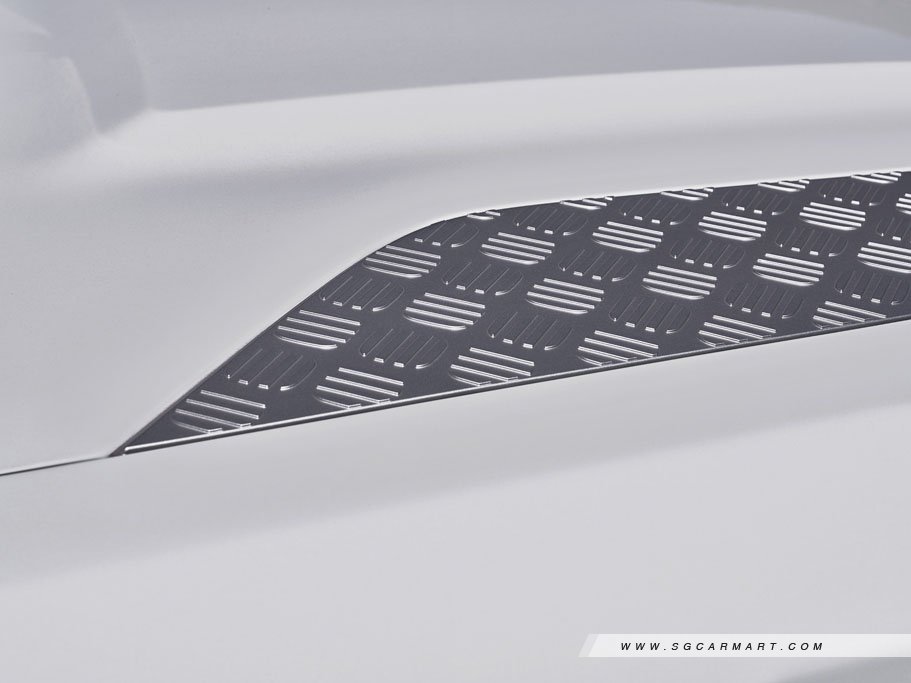 https://i.i-sgcm.com/new_cars/cars/21697/21697_g6