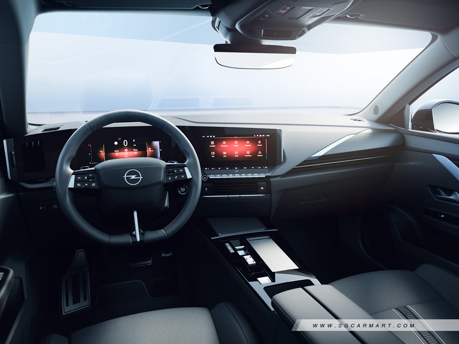 https://i.i-sgcm.com/new_cars/cars/21700/21700_g16