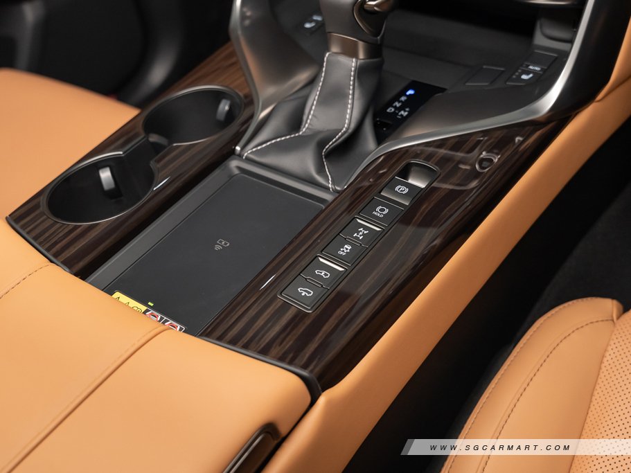 https://i.i-sgcm.com/new_cars/cars/21707/21707_g13